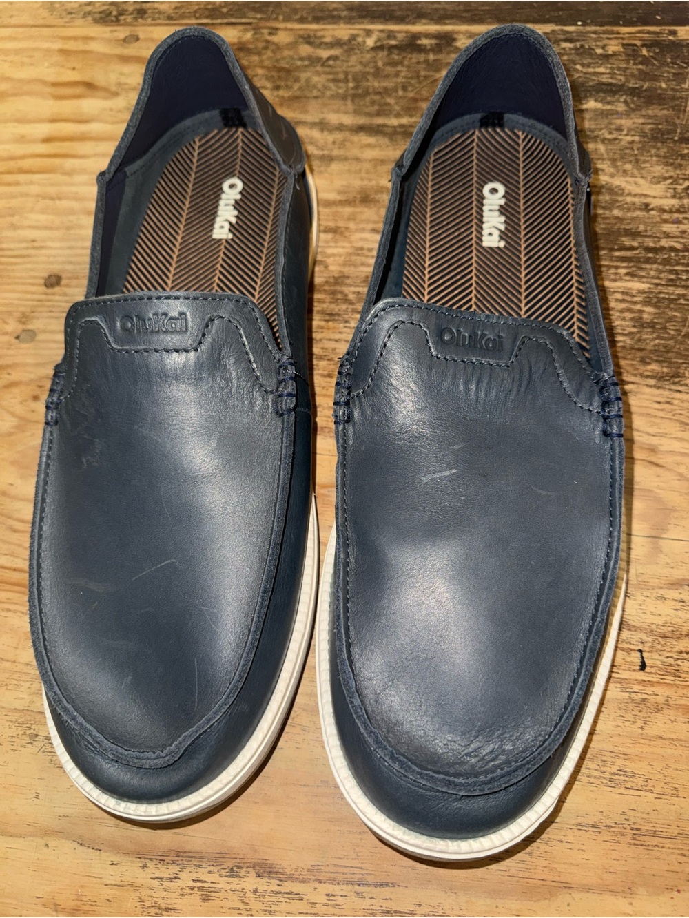 Kākaha Nia Convertible Loafer
OluKai Navy Leather size 15 new with some scuffs